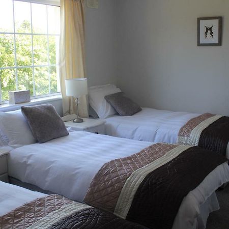 5 Mins Walk To Carrick - Sleeps 12 - Off Road Parking - Modern House Villa Dış mekan fotoğraf